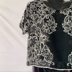 Black & White Floral Blouse